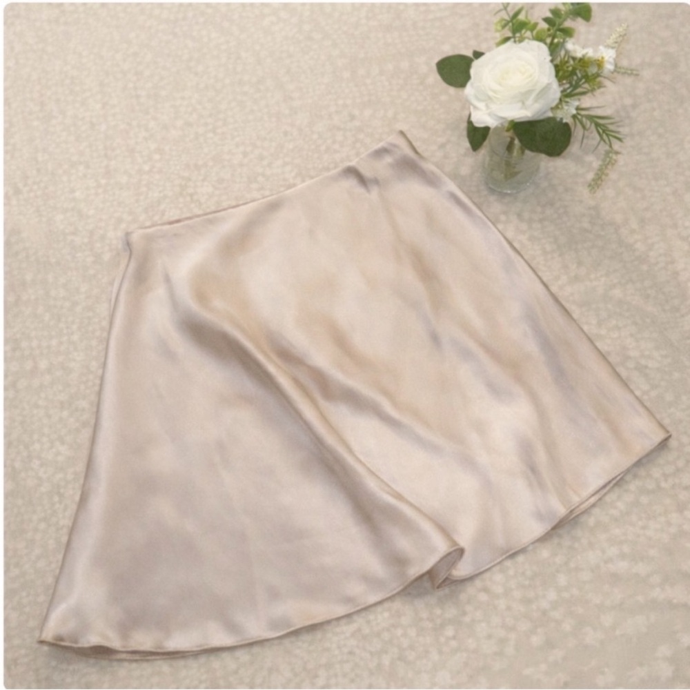 NWT idem ditto Champagne A-Line Satin Mini Skirt